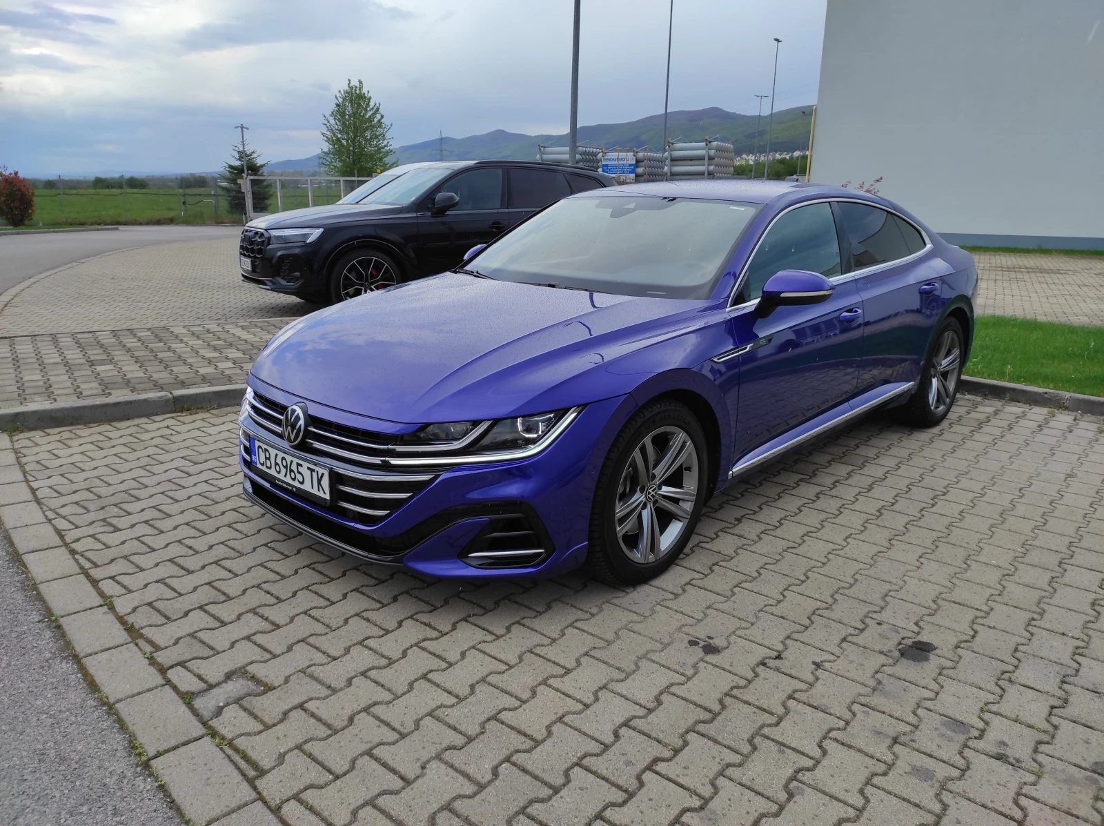 VW Arteon R-Line 2.0 TSI OPF 4MOTION DSG - изображение 2