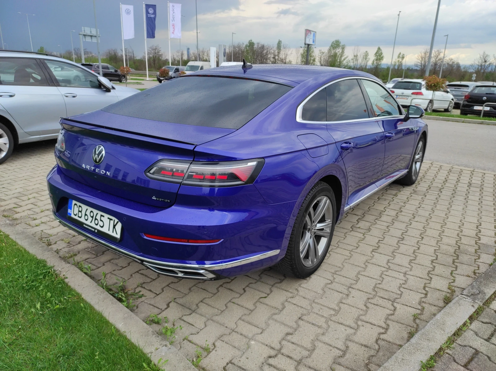 VW Arteon R-Line 2.0 TSI OPF 4MOTION DSG - изображение 4