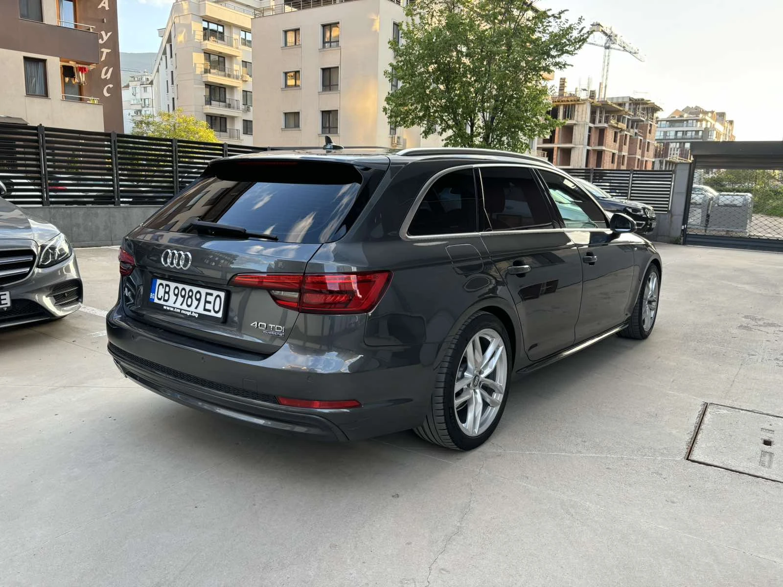 Audi A4 S-Line+ Full Matrix 40TDI Quattro - 190 кс  - изображение 5