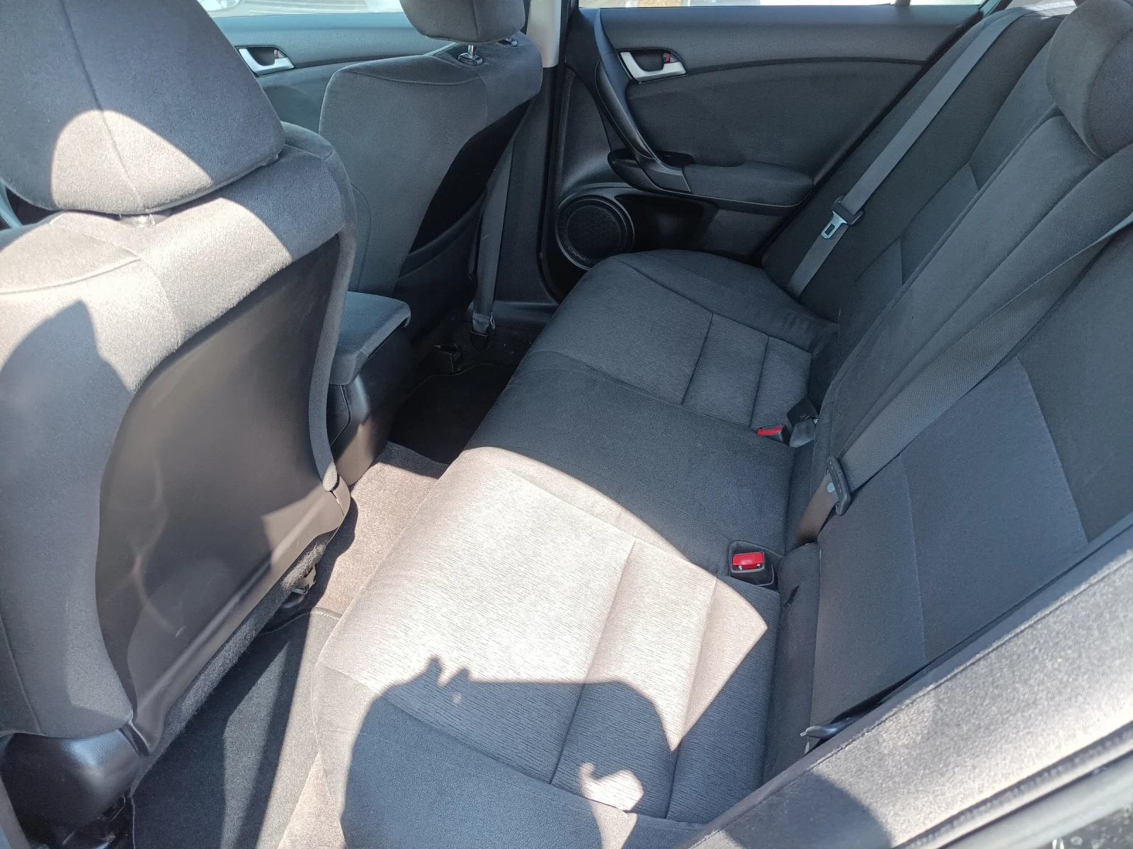 Honda Accord 2.0  | Mobile.bg   13