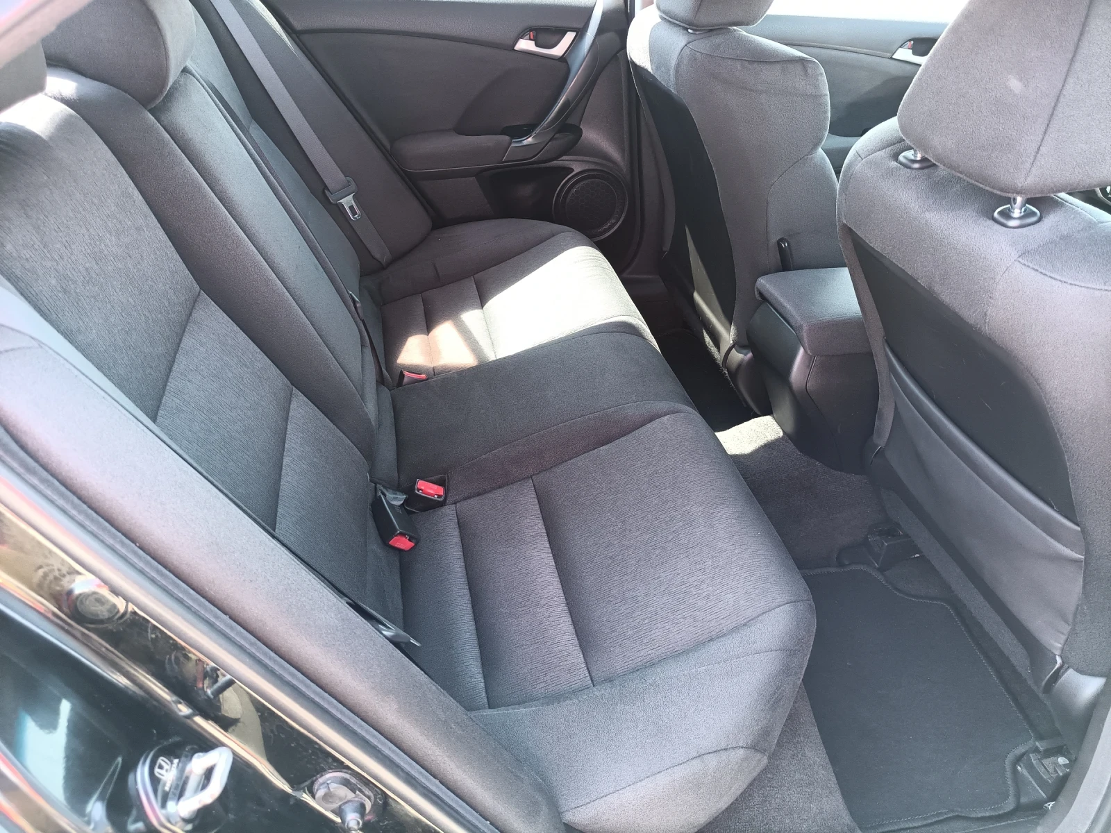 Honda Accord 2.0  | Mobile.bg   9