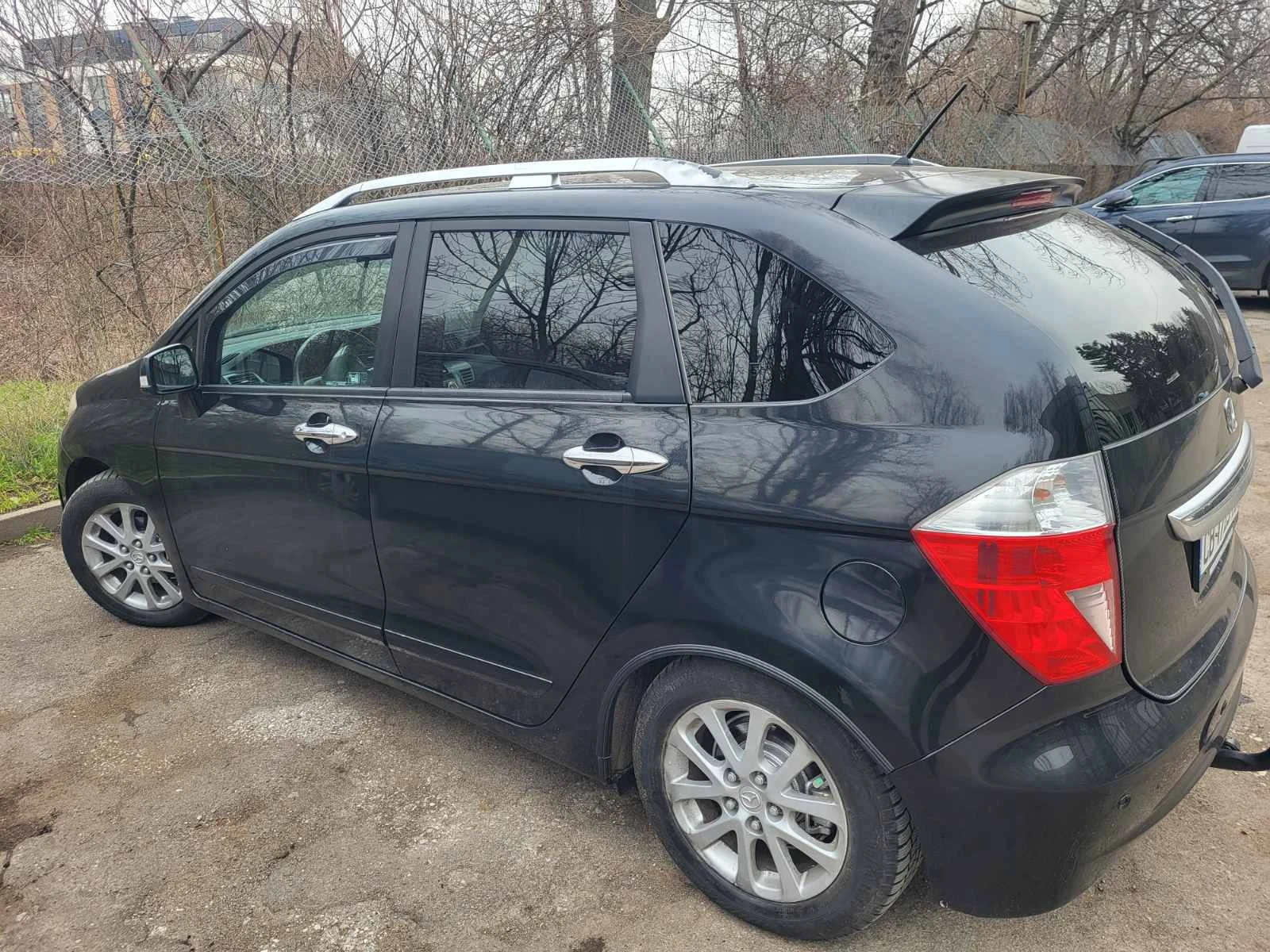 Honda Fr-v, снимка 10 - Автомобили и джипове - 53825628