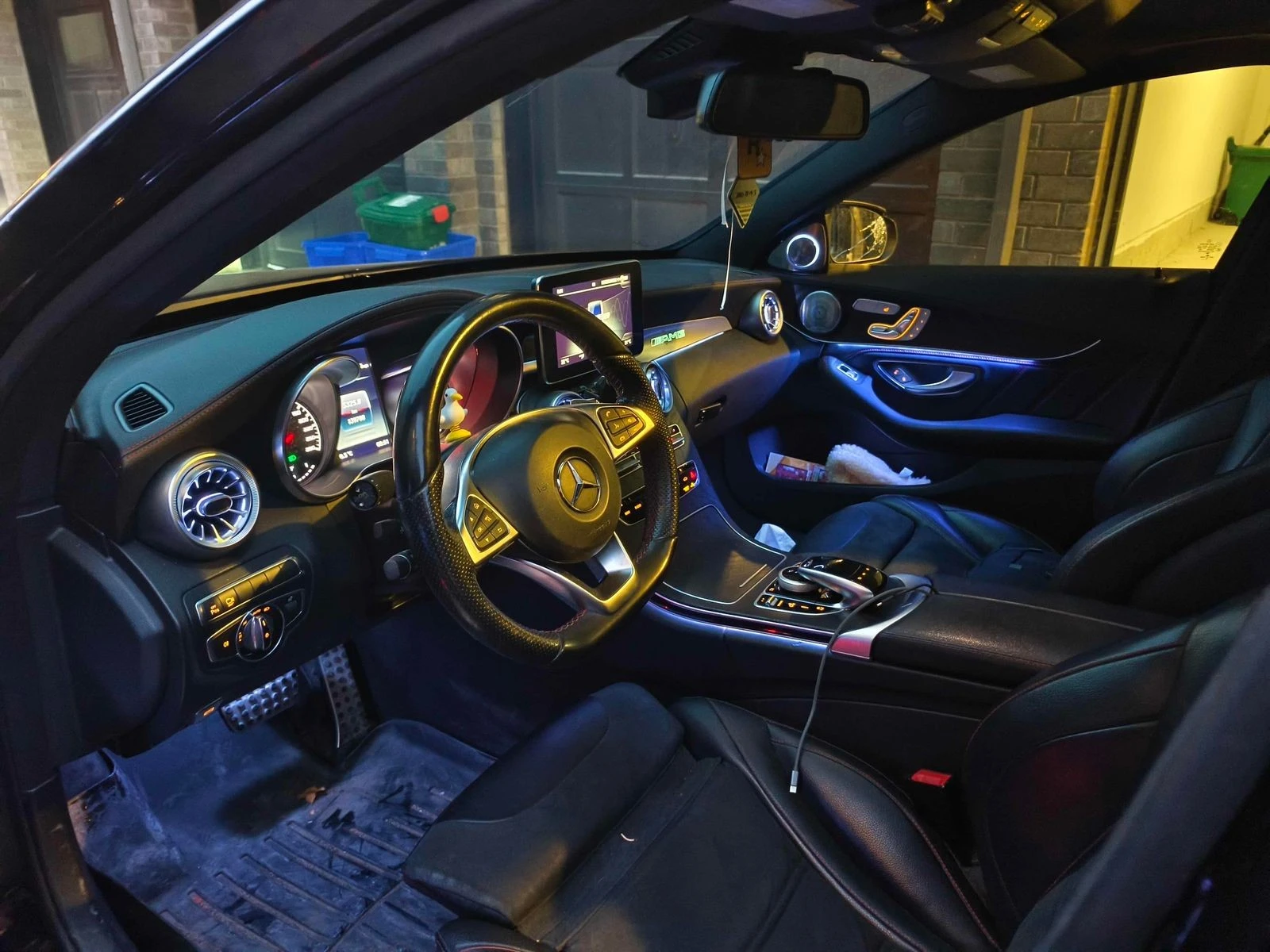 Mercedes-Benz C 43 AMG CARFAX    | Mobile.bg   6