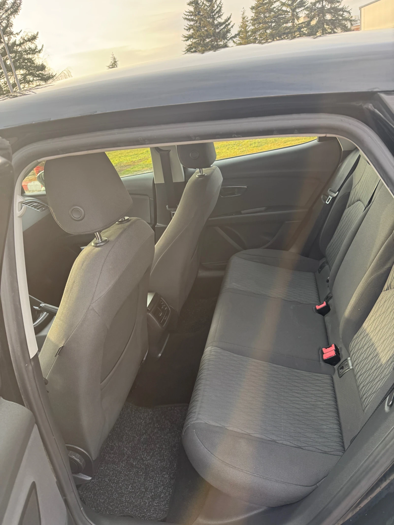 Seat Leon 1.6TDI EURO5B - изображение 9