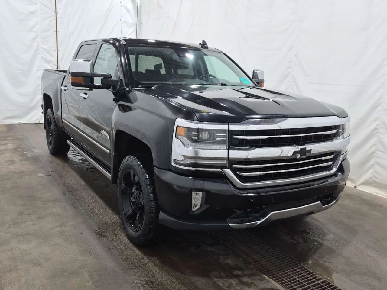 Chevrolet Silverado * HIGH COUNTRY CREW CAB SHORT BED * CARFAX * ����  | Mobile.bg � ����������� 2
