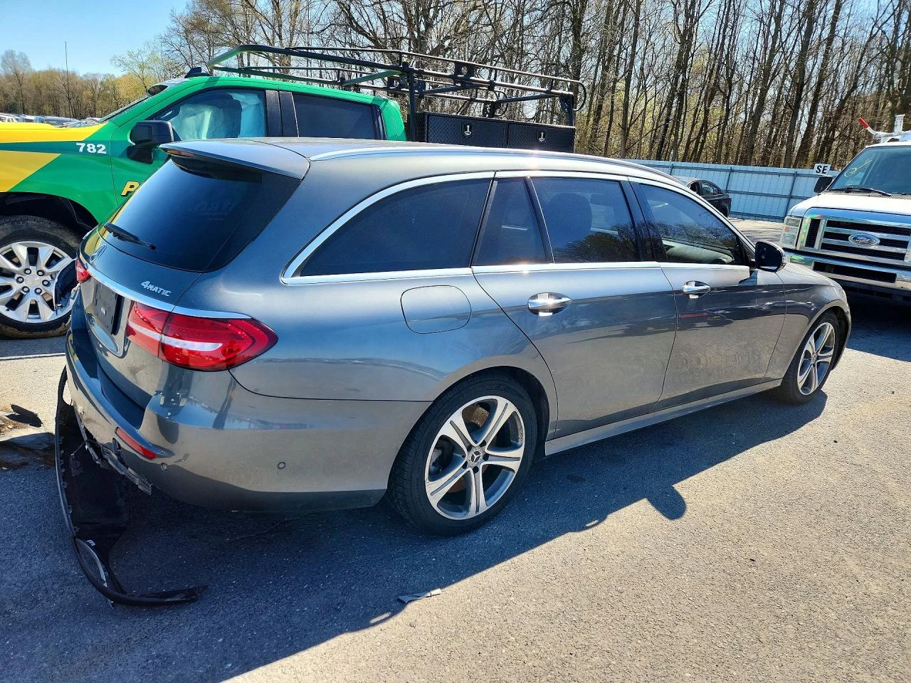 Mercedes-Benz E 400 AMG* BURMESTER* 4MATIC, снимка 4 - Автомобили и джипове - 54451609
