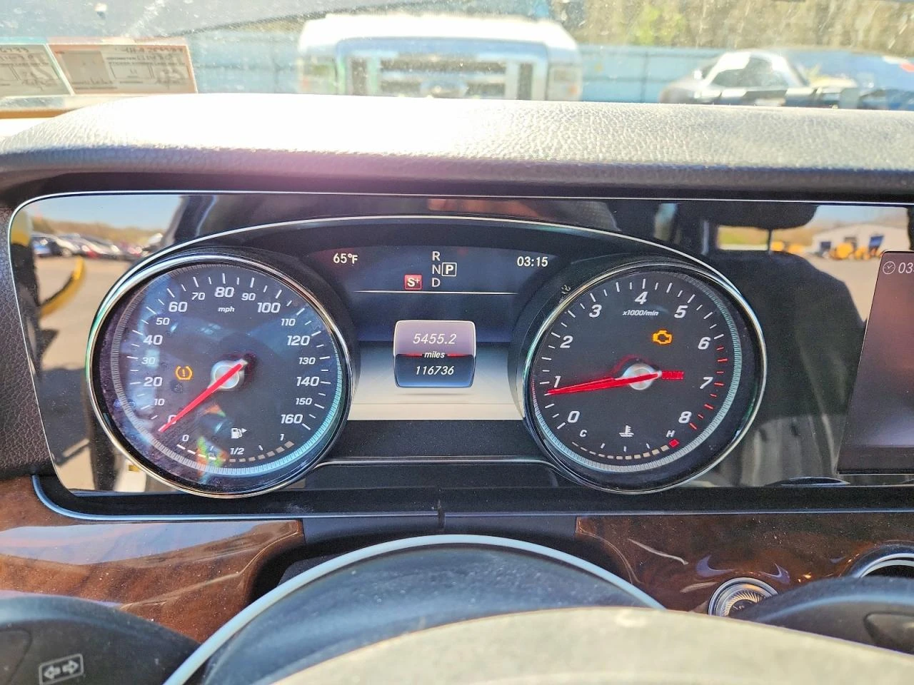 Mercedes-Benz E 400 AMG* BURMESTER* 4MATIC, снимка 11 - Автомобили и джипове - 54451609