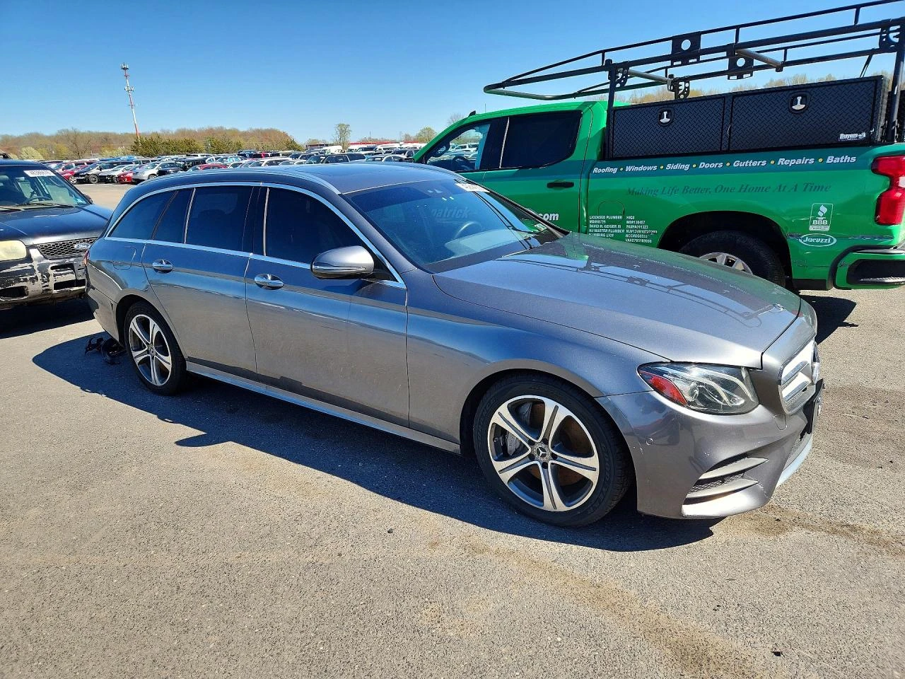 Mercedes-Benz E 400 AMG* BURMESTER* 4MATIC, снимка 3 - Автомобили и джипове - 54451609