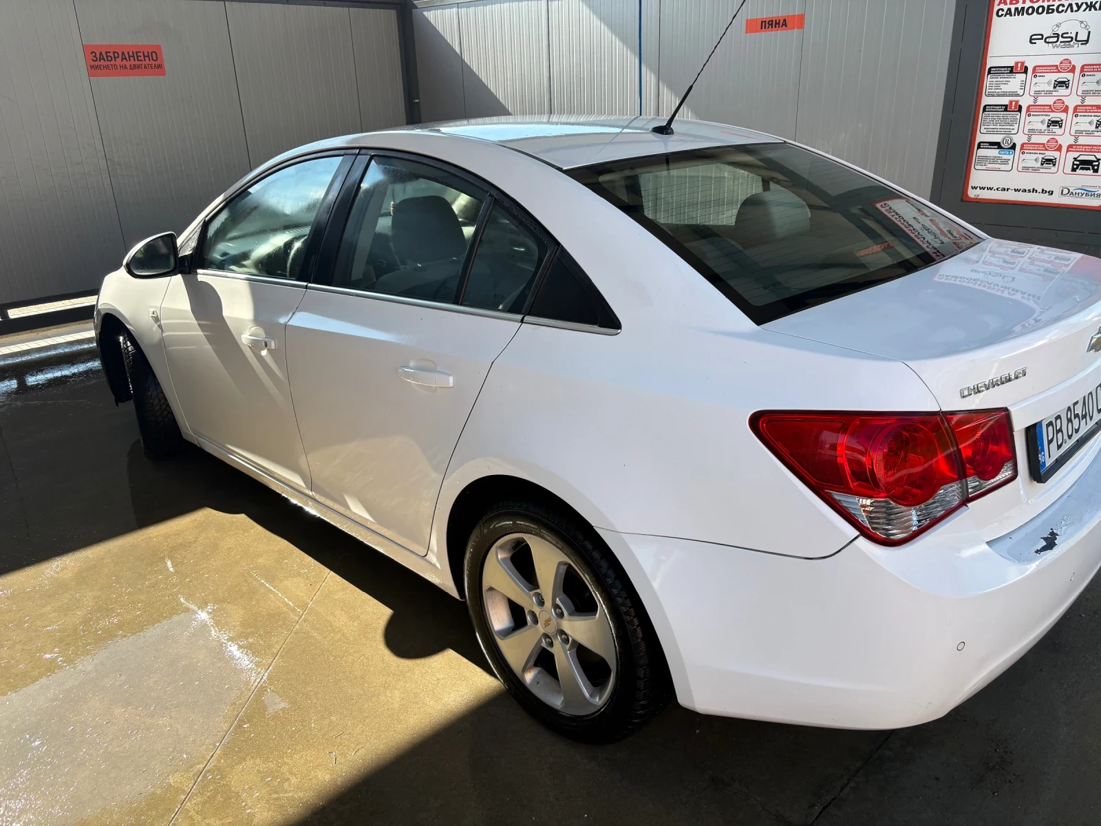 Chevrolet Cruze, снимка 4 - Автомобили и джипове - 54637732