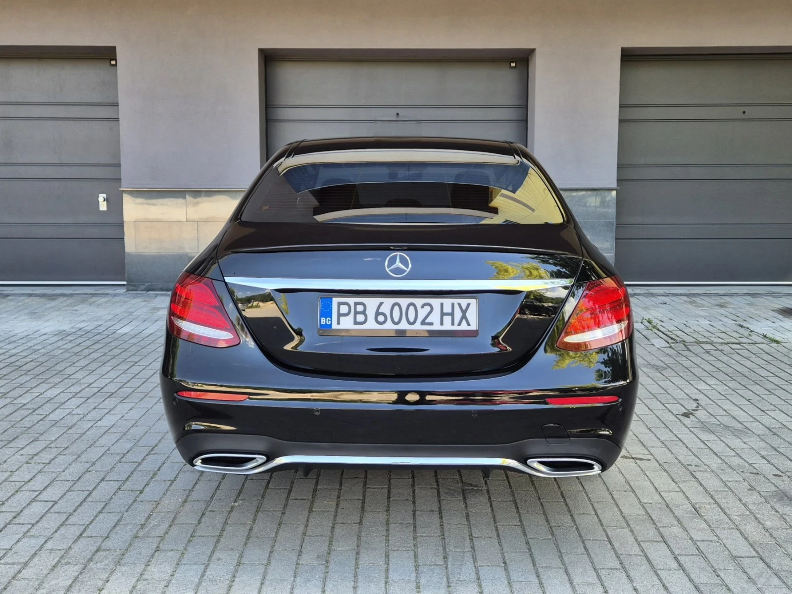 Mercedes-Benz E 220 AMG Line ; Burmester ; Head up, снимка 5 - Автомобили и джипове - 54734640