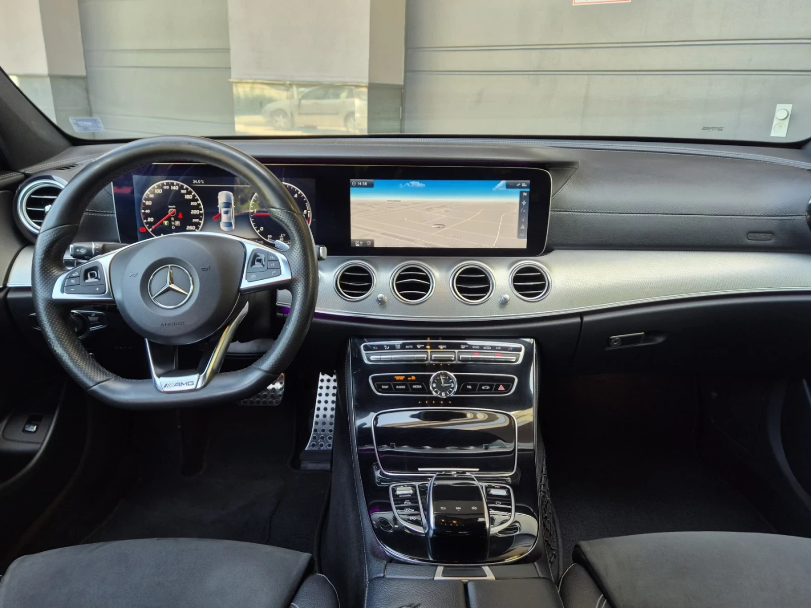 Mercedes-Benz E 220 AMG Line ; Burmester ; Head up, снимка 7 - Автомобили и джипове - 54734640