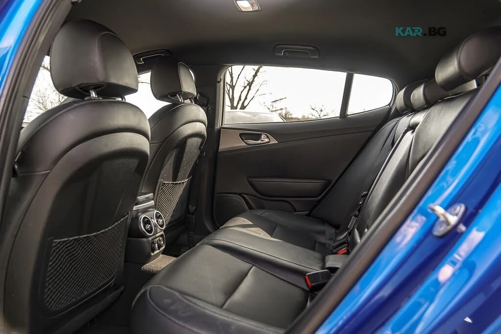 Kia Stinger * GT | * 4x4 * АвтоКредит* (ЦЕНА ДО БГ)* , снимка 13 - Автомобили и джипове - 54945861