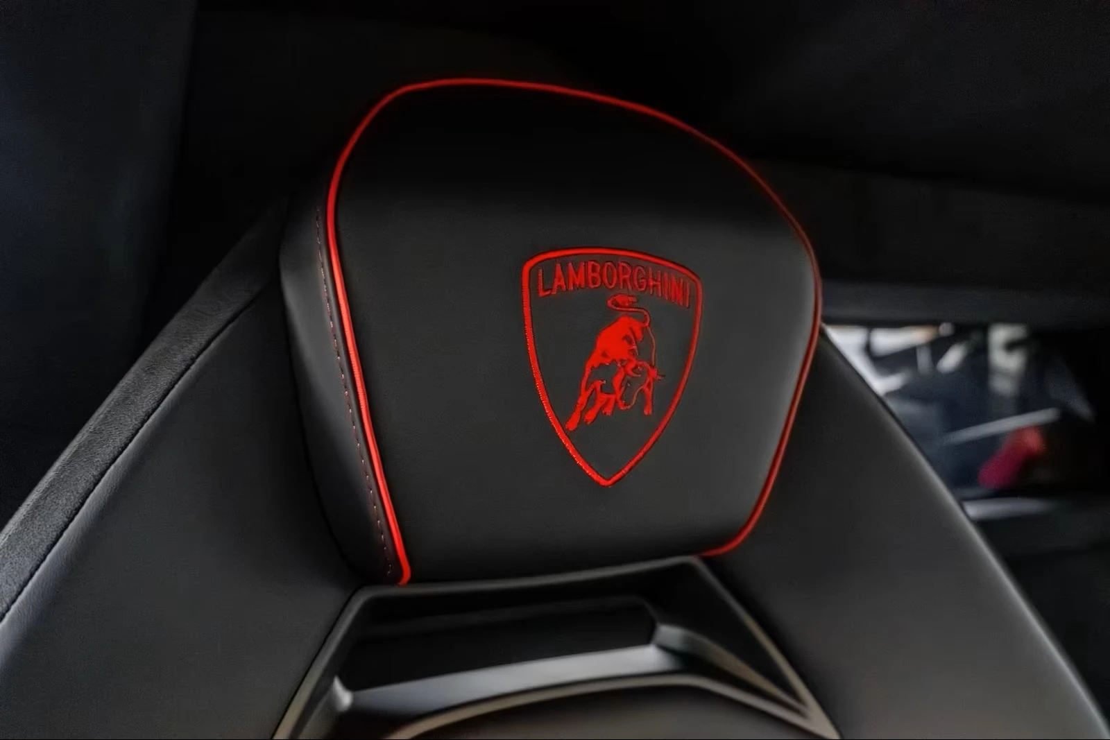 Lamborghini Revuelto Nero Helene Carbon, снимка 16 - Автомобили и джипове - 54969215
