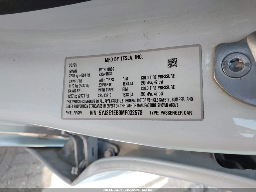 Tesla Model 3 Long Range Dual Motor All-Wheel Drive, снимка 9 - Автомобили и джипове - 55272184