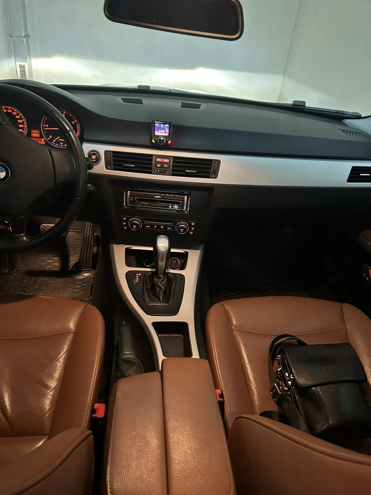 BMW 320, снимка 5 - Автомобили и джипове - 55824118
