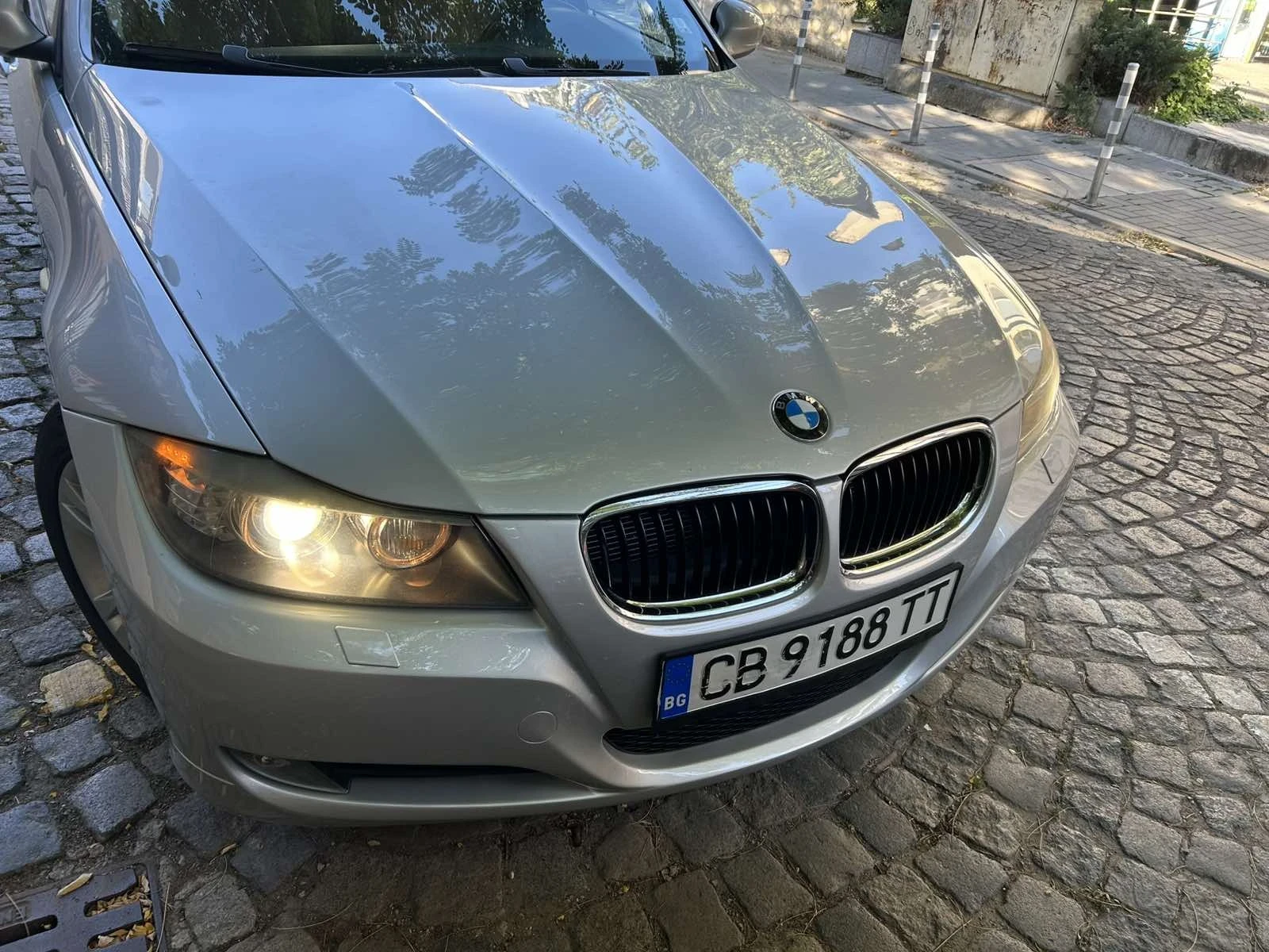 BMW 320, снимка 14 - Автомобили и джипове - 55824118