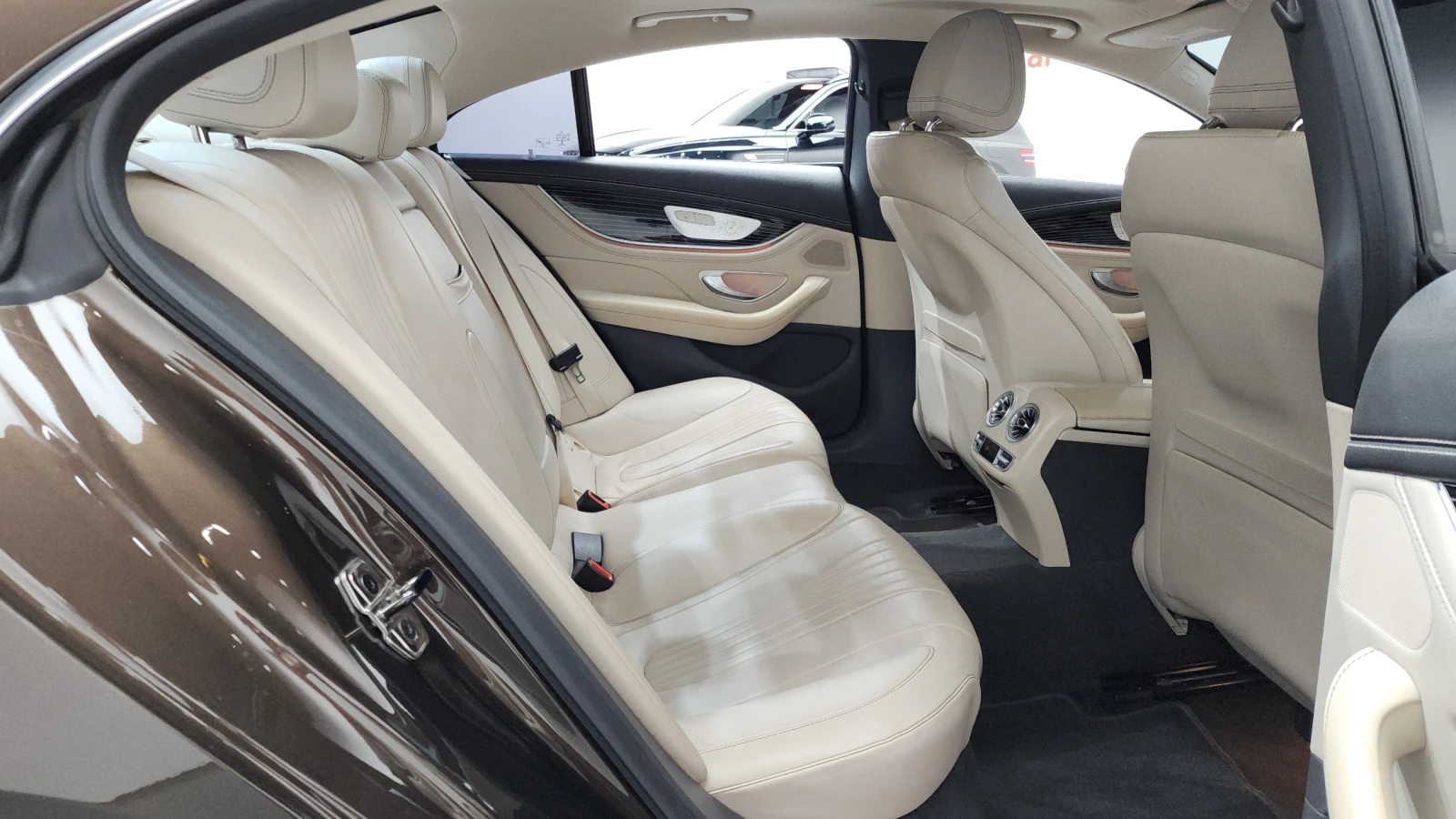 Mercedes-Benz CLS 450 AMG* 360* DIS* ОБДУХ* , снимка 15 - Автомобили и джипове - 56165115