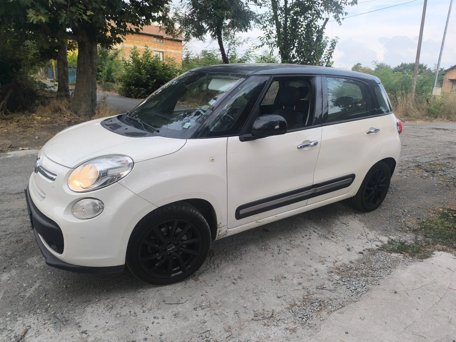 Fiat 500L, снимка 6 - Автомобили и джипове - 56617225