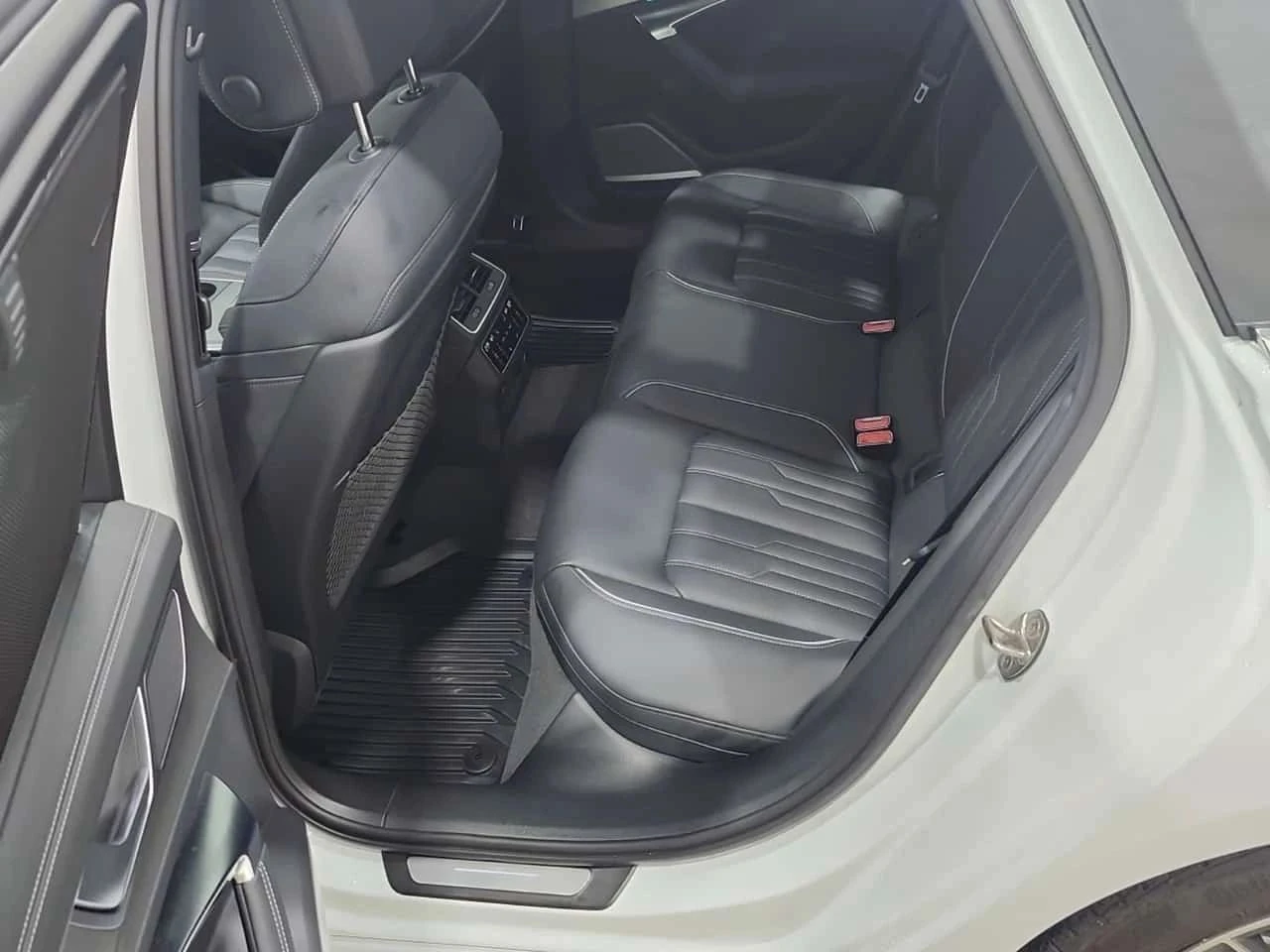 Audi A6, снимка 10 - Автомобили и джипове - 56706170