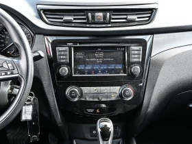 Nissan Qashqai S* AWD* ПОДГРЕВ* CARPLAY, снимка 10