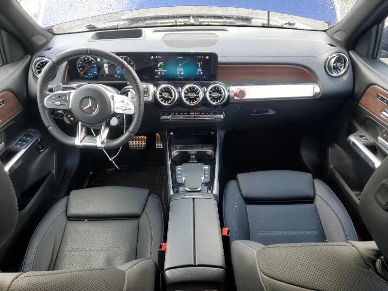 Mercedes-Benz GLB AMG 35 4MATIC, снимка 8 - Автомобили и джипове - 48717644