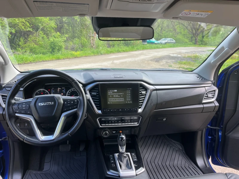 Isuzu D-max, снимка 13 - Автомобили и джипове - 50652344