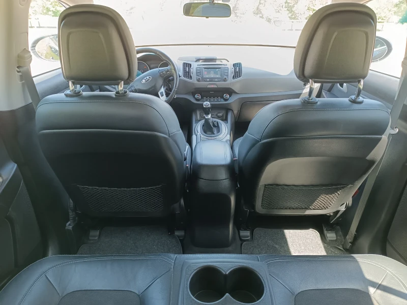 Kia Sportage 1.7 CRDI, снимка 9 - Автомобили и джипове - 52558724