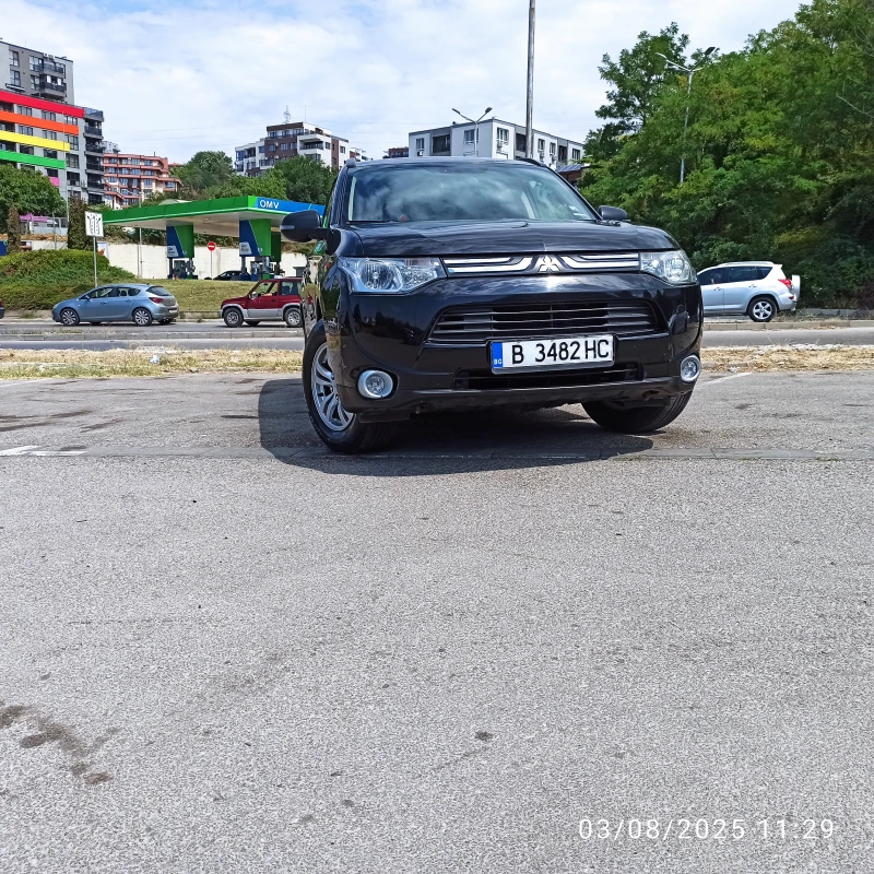 Mitsubishi Outlander, снимка 3 - Автомобили и джипове - 50919841