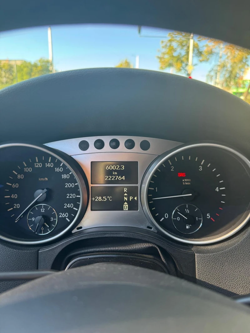 Mercedes-Benz ML 350, снимка 8 - Автомобили и джипове - 53154372