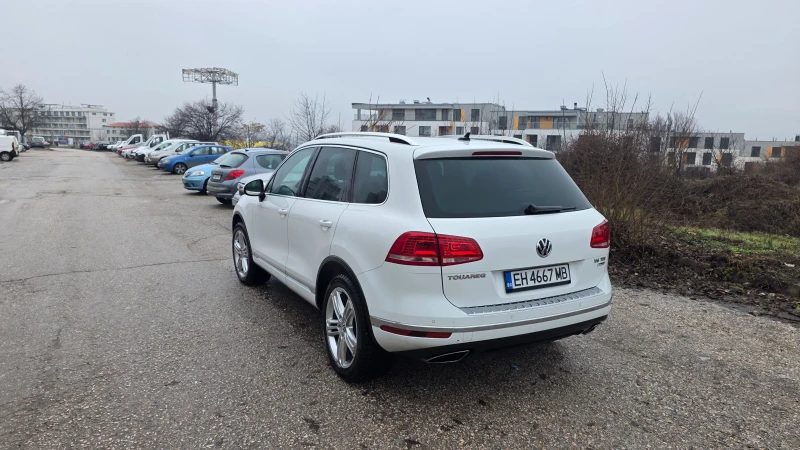VW Touareg 3000TDI FACE, снимка 4 - Автомобили и джипове - 53447466