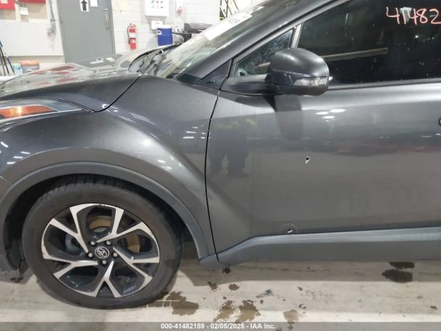 Toyota C-HR * XLE* * HeadUp * * ПРОВЕРЕНА * (CARFAX)АвтоКредит, снимка 9 - Автомобили и джипове - 49444271