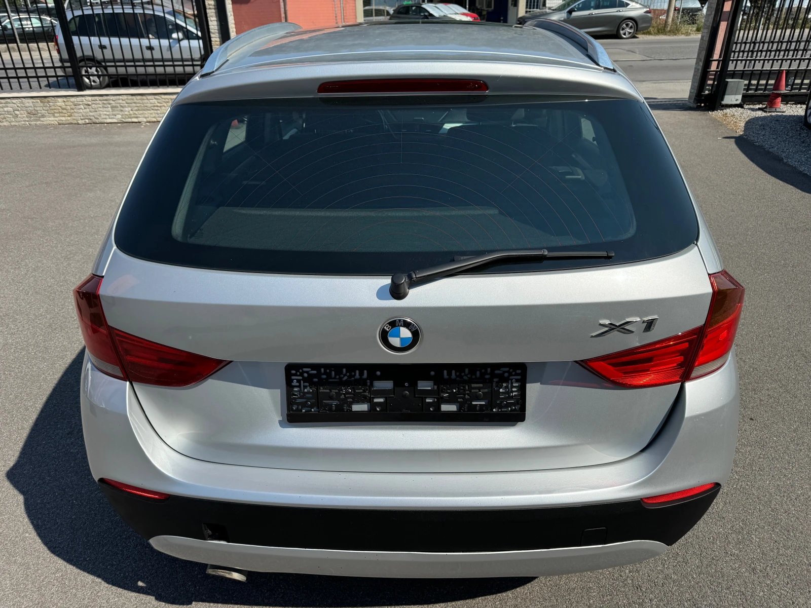 BMW X1 2.0D НОВ ВНОС  - изображение 5