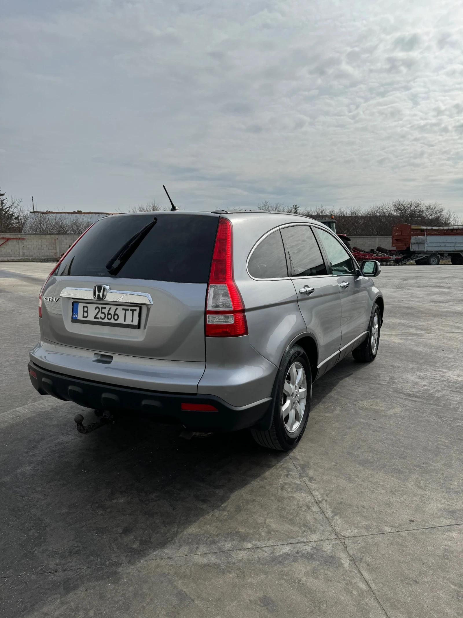 Honda Cr-v 2.2 i-CTDI - изображение 4