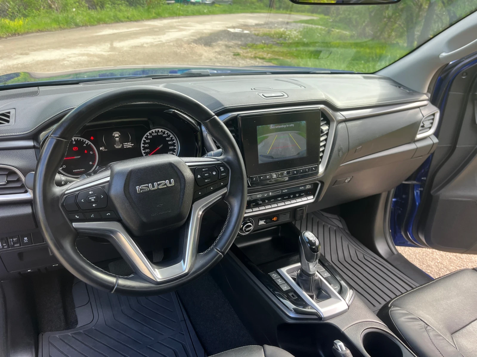 Isuzu D-max | Mobile.bg   12