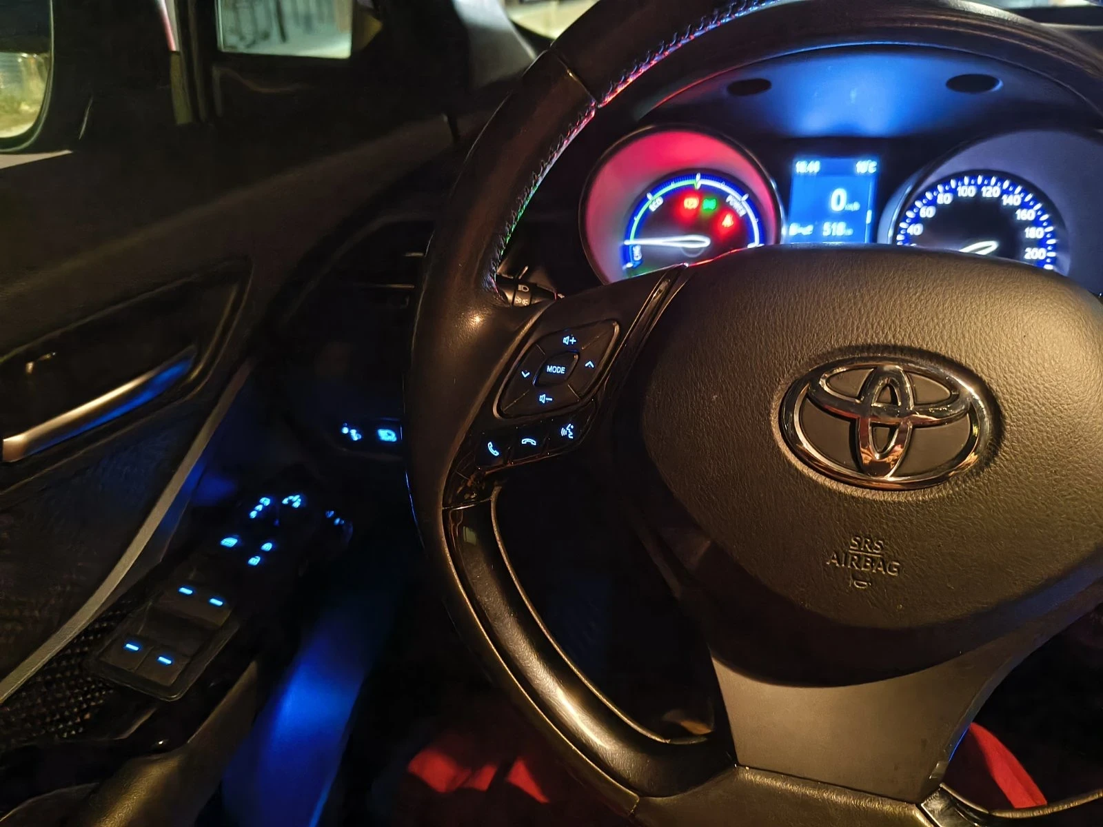 Toyota C-HR Hybrid  ! | Mobile.bg   14