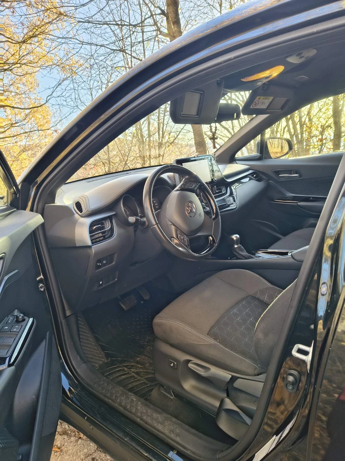 Toyota C-HR Hybrid ЛИЗИНГ ГАРАНЦИЯ! - изображение 7