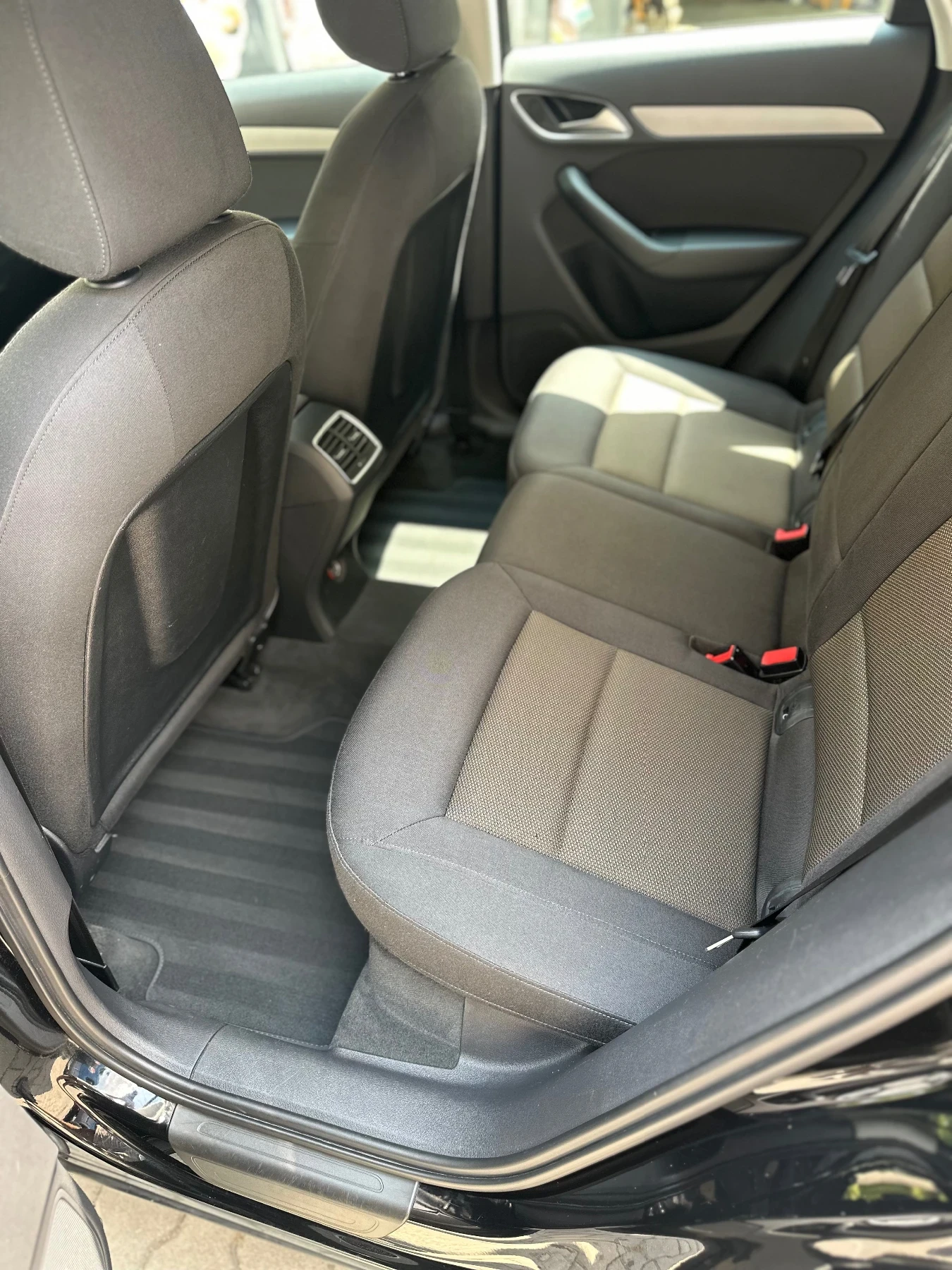 Audi Q3 2.0TFSI Quattro  - изображение 9