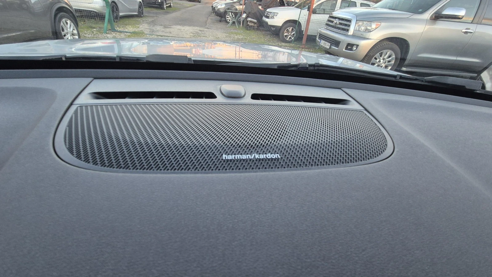 Volvo XC40 2.0 D4 R-DESING FULL ������ ��.������ �����  | Mobile.bg � ����������� 8