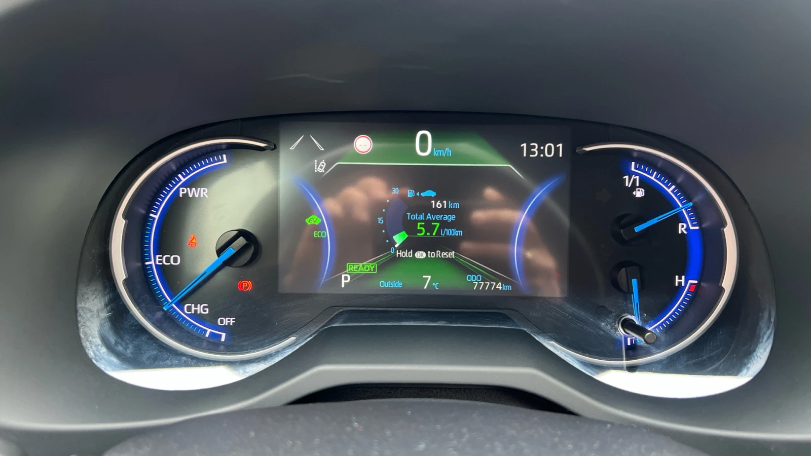 Toyota Rav4 2.5H Executive AWD, снимка 13 - Автомобили и джипове - 53908604