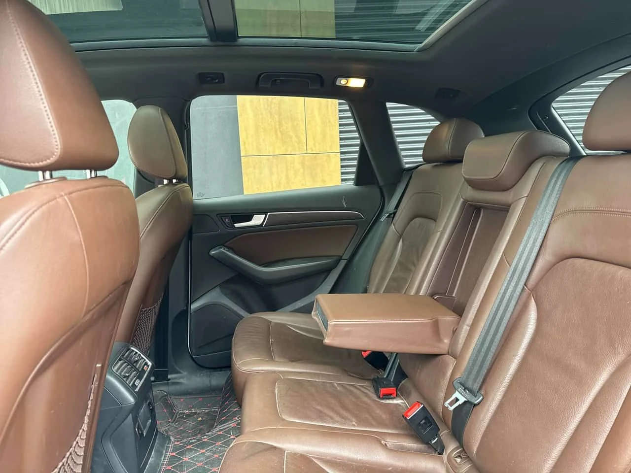 Audi Q5  2.0T Technik /CAMERA/МЪРТВА ТОЧКА , снимка 12 - Автомобили и джипове - 53983132