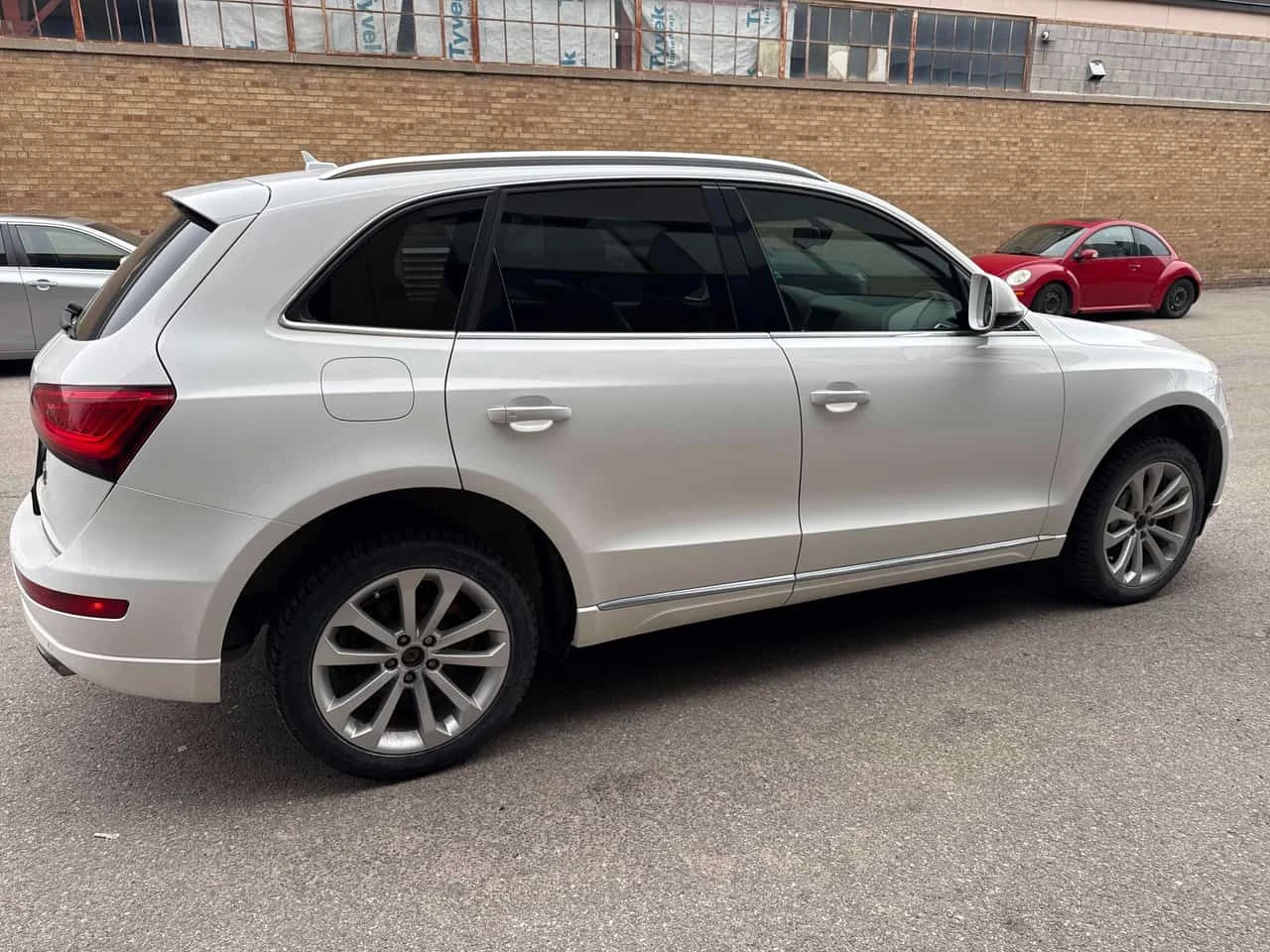 Audi Q5  2.0T Technik /CAMERA/МЪРТВА ТОЧКА , снимка 3 - Автомобили и джипове - 53983132
