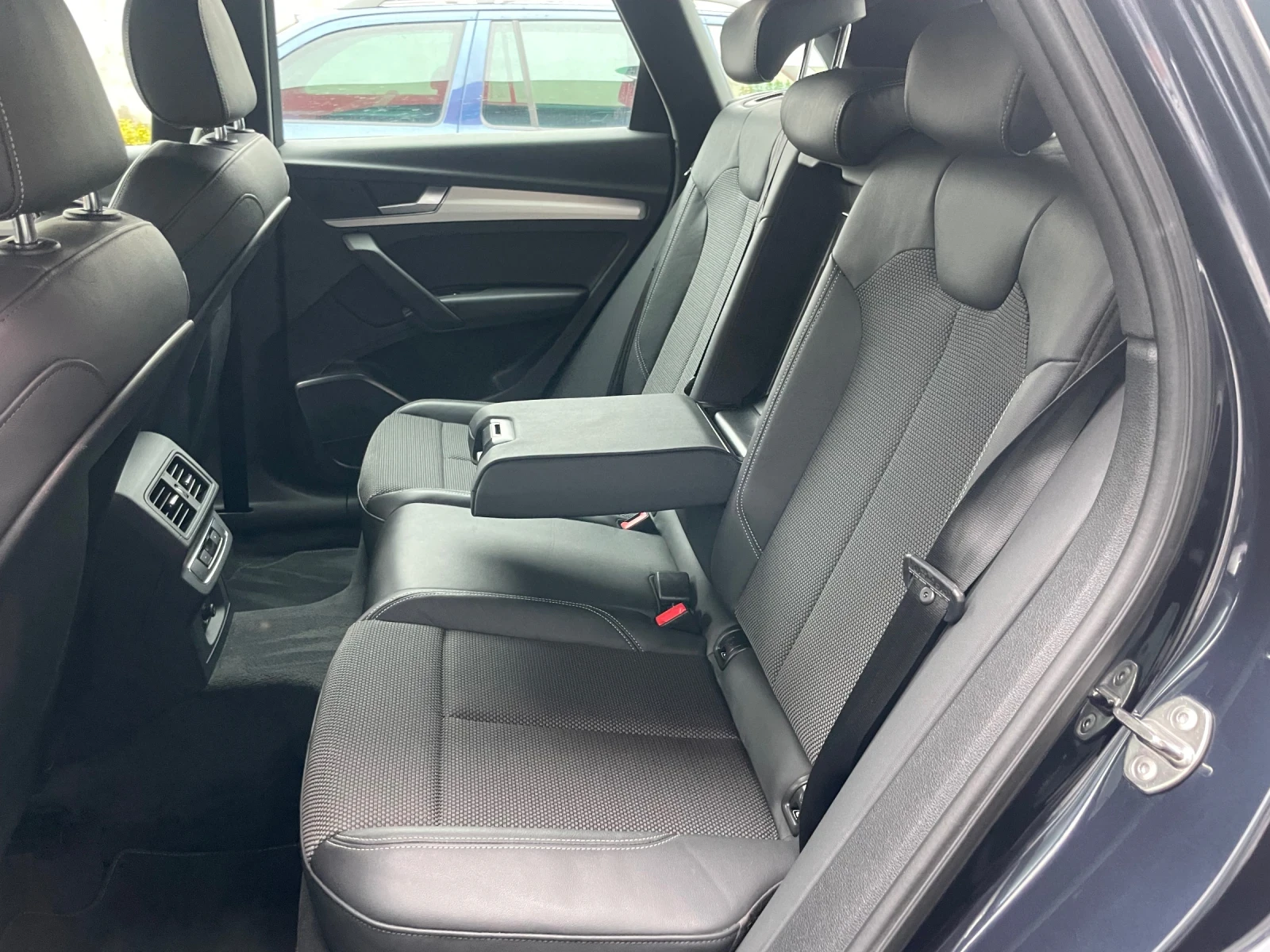 Audi Q5 40TDI/S-line/190kc/7ск/Distronic/Digital/163500km, снимка 9 - Автомобили и джипове - 54055946