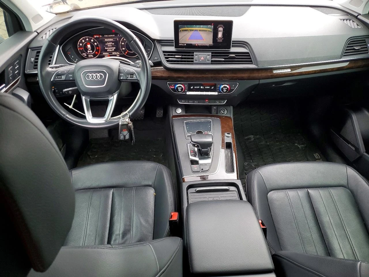 Audi Q5 2.0l Premium Plus, снимка 8 - Автомобили и джипове - 54194103