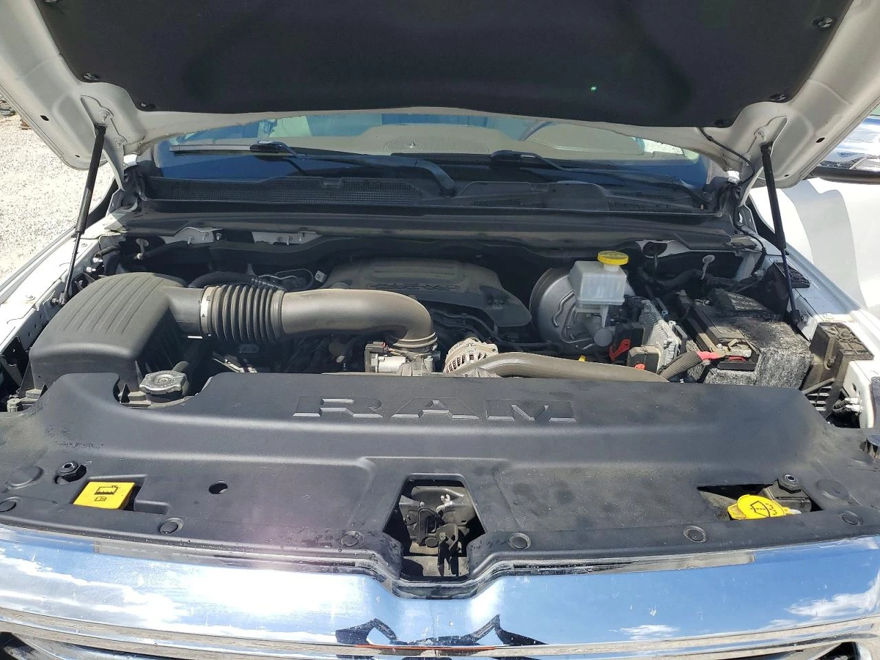 Dodge RAM 1500 Laramie 4x4 Crew Cab 5'7" Box | Mobile.bg � ����������� 11