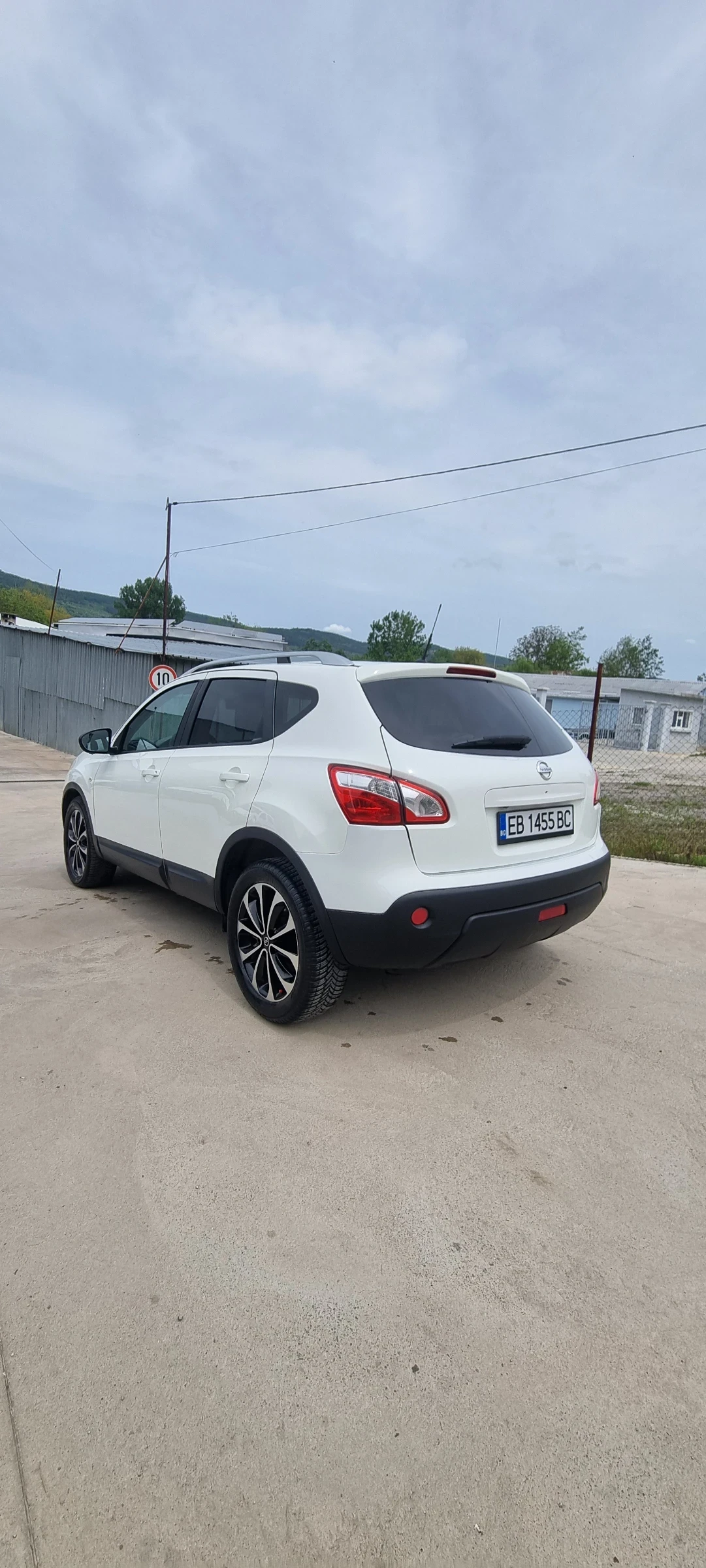 Nissan Qashqai, снимка 7 - Автомобили и джипове - 54483389