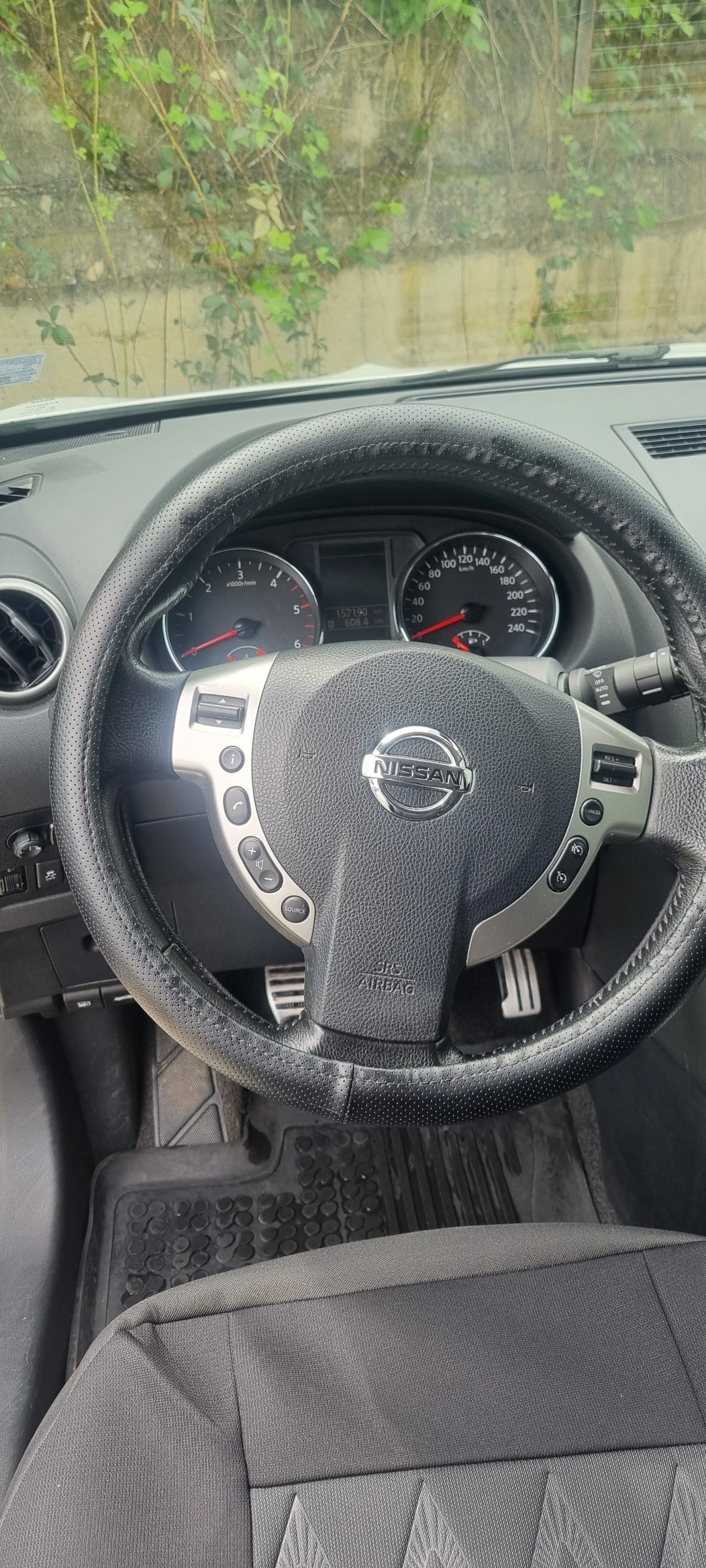Nissan Qashqai, снимка 11 - Автомобили и джипове - 54483389