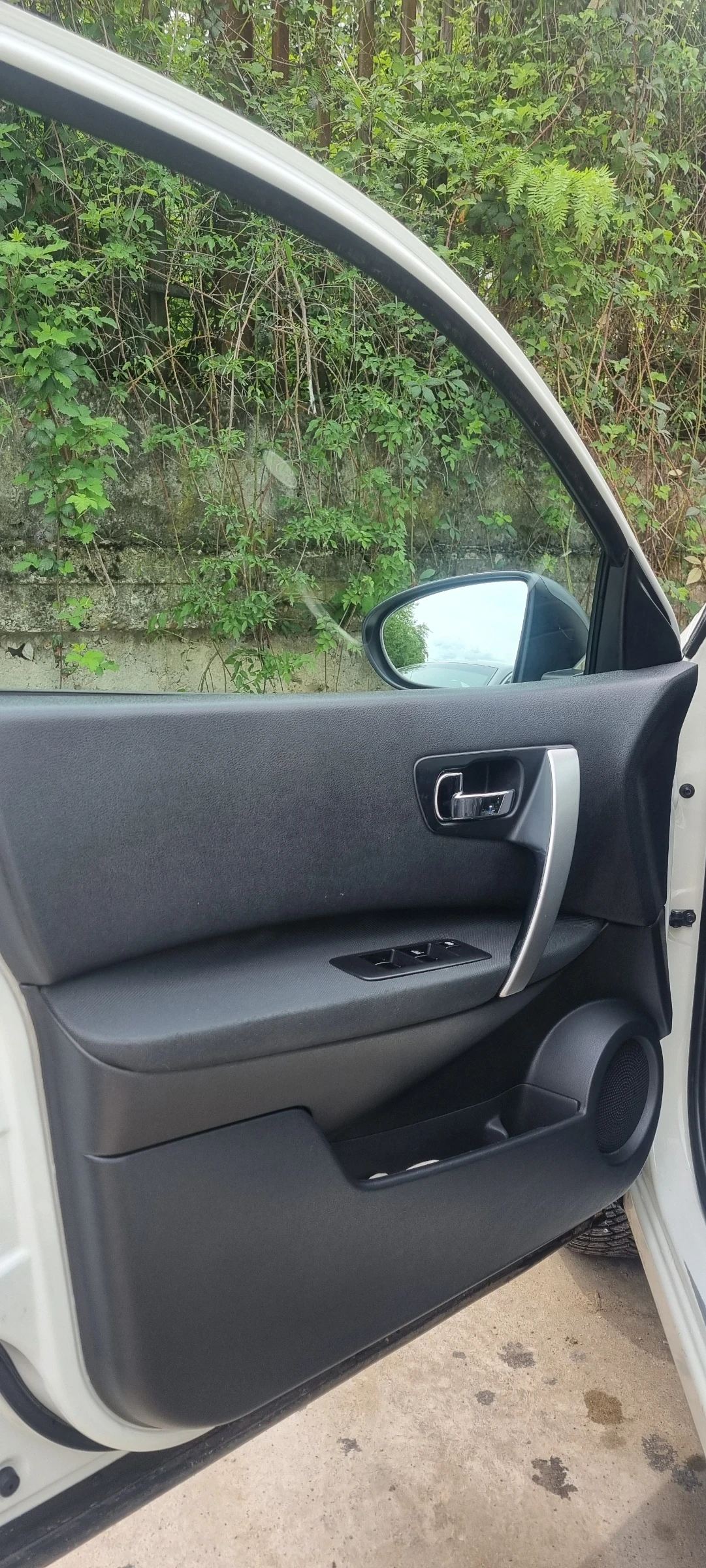 Nissan Qashqai, снимка 16 - Автомобили и джипове - 54483389