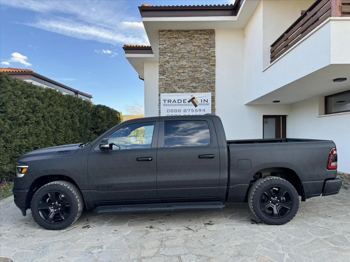 Dodge RAM 1500 5.7 Sport Crew Cab Night Edition, снимка 7 - Автомобили и джипове - 54500064