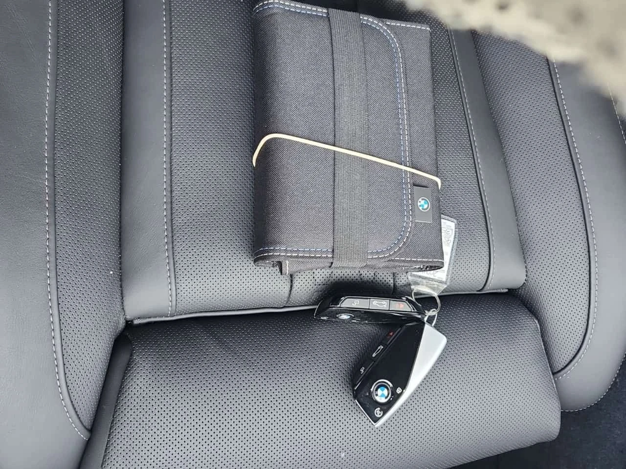 BMW X7 HEAD-UP| 360 КАМЕРИ| SWAROWSKI| 2 КЛЮЧА, снимка 17 - Автомобили и джипове - 54620324