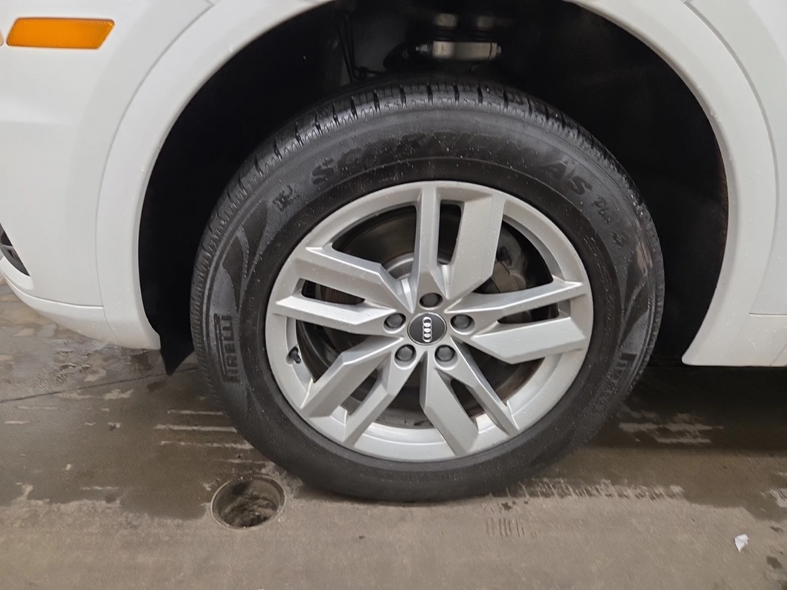 Audi Q5 KOMFORT, снимка 9 - Автомобили и джипове - 54721240